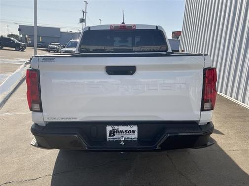 2024 Chevrolet Colorado WT