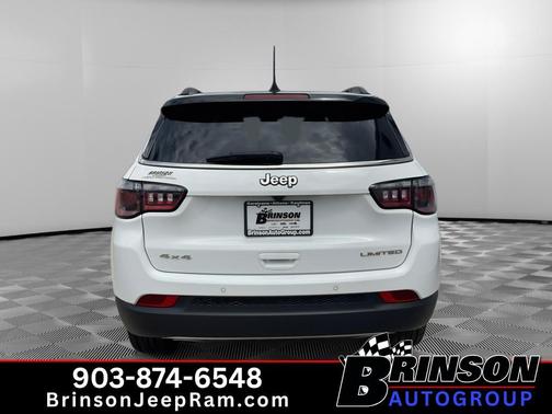 Bright White Clearcoat 2023 Jeep Compass Limited