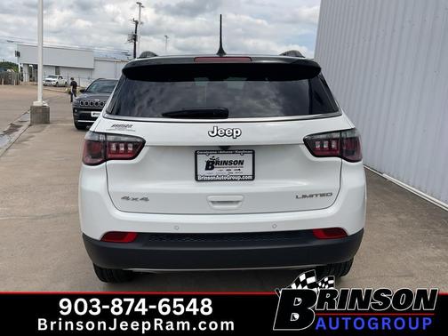 Bright White Clearcoat 2023 Jeep Compass Limited
