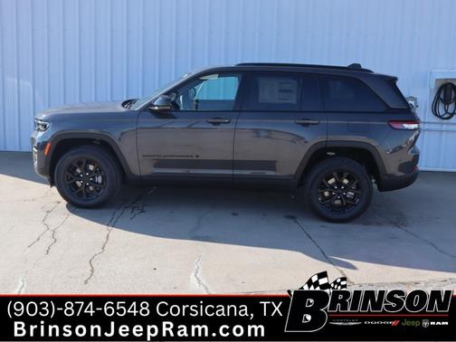 2025 Jeep Grand Cherokee Laredo