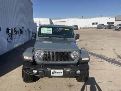 2025 Jeep Gladiator Sport