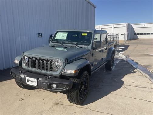 2025 Jeep Gladiator Sport