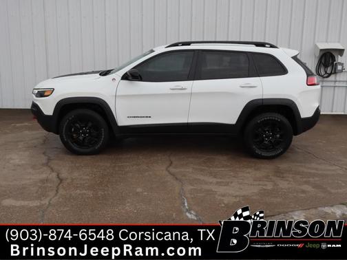 2022 Jeep Cherokee Trailhawk
