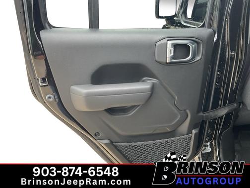 Black Clearcoat 2026 Jeep Gladiator Sport