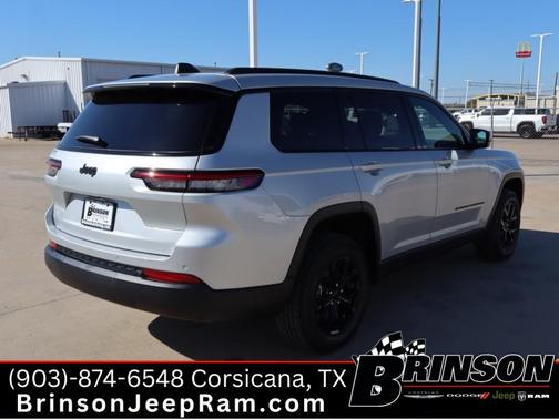 2025 Jeep Grand Cherokee L Laredo