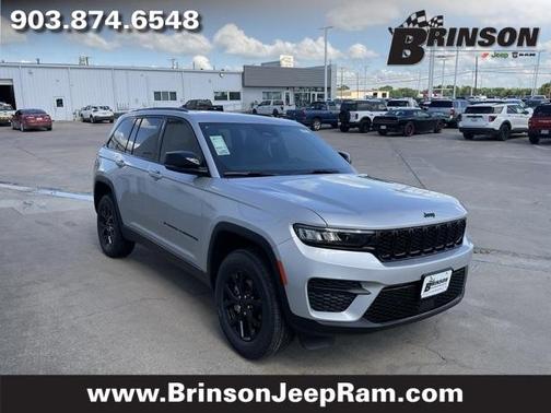 2025 Jeep Grand Cherokee Laredo