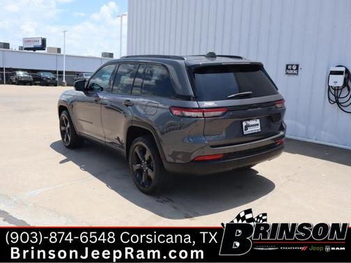 2023 Jeep Grand Cherokee Altitude