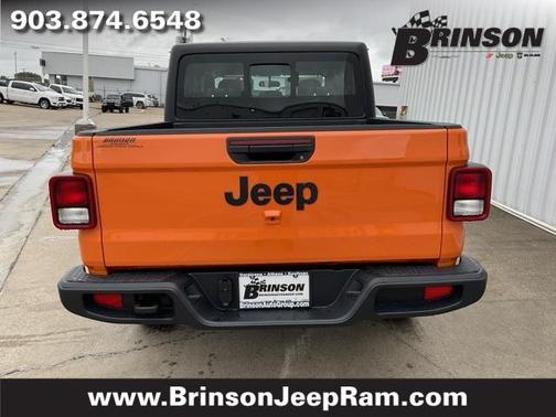 2025 Jeep Gladiator Sport