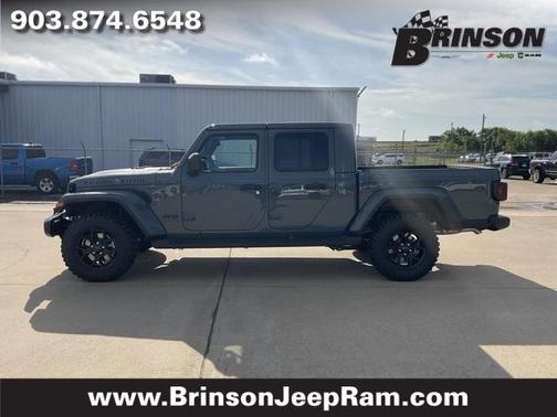 2025 Jeep Gladiator Sport