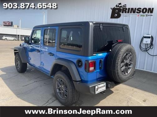 2025 Jeep Wrangler Sport RHD