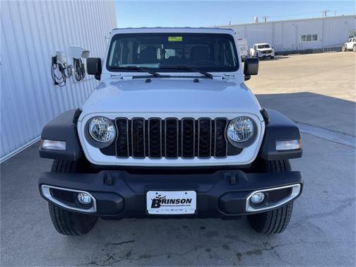 2025 Jeep Gladiator Sport