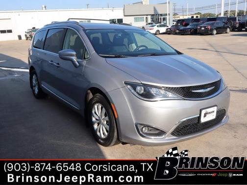 2018 Chrysler Pacifica Touring-L