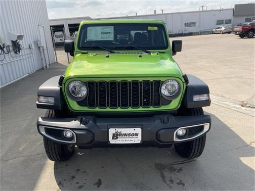 2025 Jeep Gladiator Sport