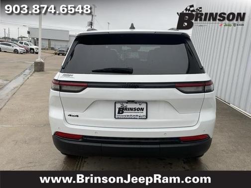 2024 Jeep Grand Cherokee Laredo