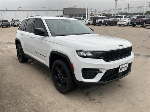 2024 Jeep Grand Cherokee Laredo