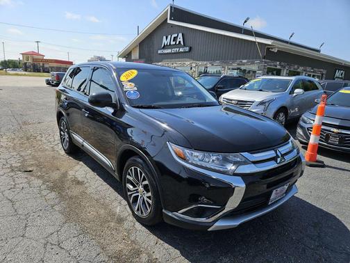 2018 Mitsubishi Outlander ES