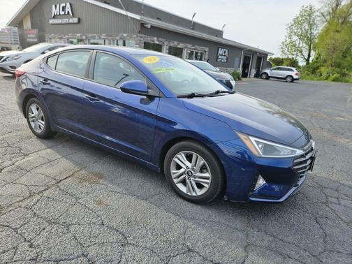 2020 Hyundai ELANTRA SEL