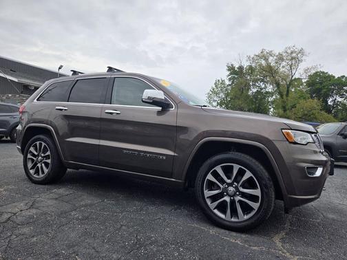 Walnut Brown 2017 Jeep Grand Cherokee Overland