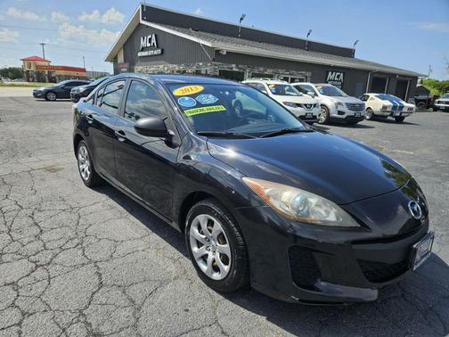 2013 Mazda Mazda3 i Sport