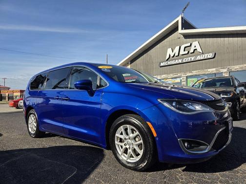 2020 Chrysler Pacifica Touring