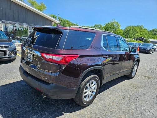 2020 Chevrolet Traverse LT Cloth