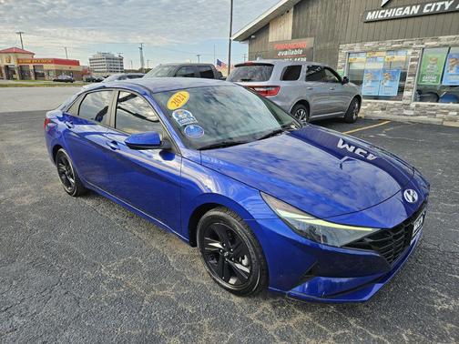 2021 Hyundai ELANTRA SEL