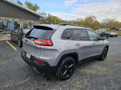 2018 Jeep Cherokee Latitude