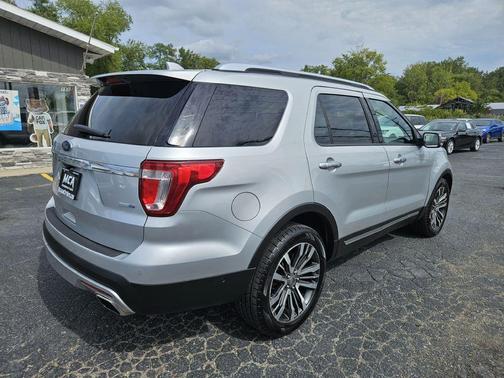 2017 Ford Explorer Platinum