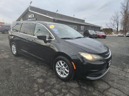 2017 Chrysler Pacifica Touring