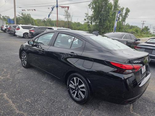 Black 2025 Nissan Versa 1.6 SV