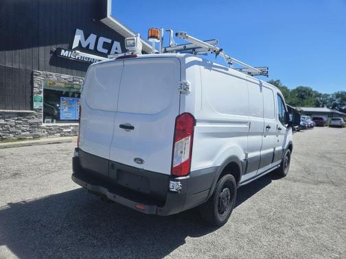 2015 Ford Transit-250 Base