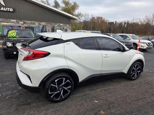 2019 Toyota C-HR XLE