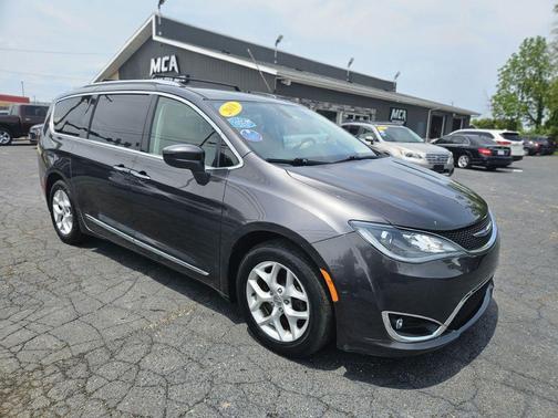 2018 Chrysler Pacifica Touring-L Plus