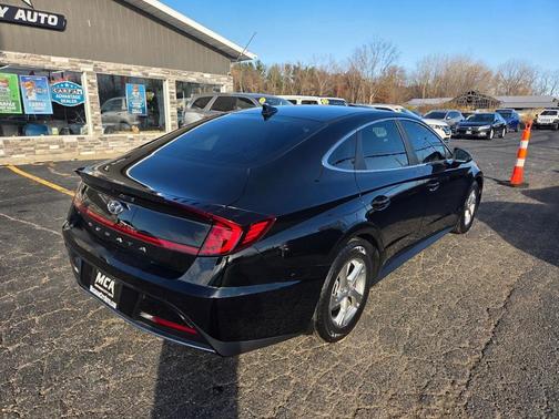 2021 Hyundai SONATA SE