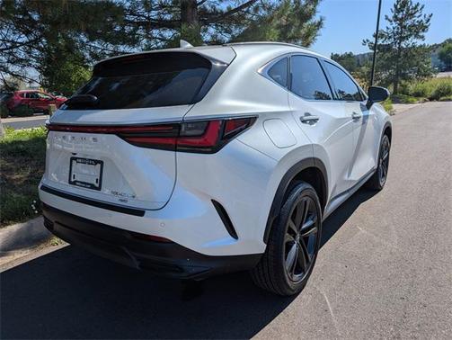 2024 Lexus NX 450h+ Luxury