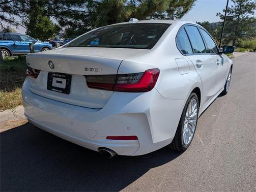 2023 BMW 330 xDrive