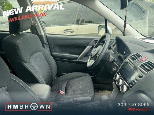 Ice Silver Metallic 2017 Subaru Forester 2.5i Premium