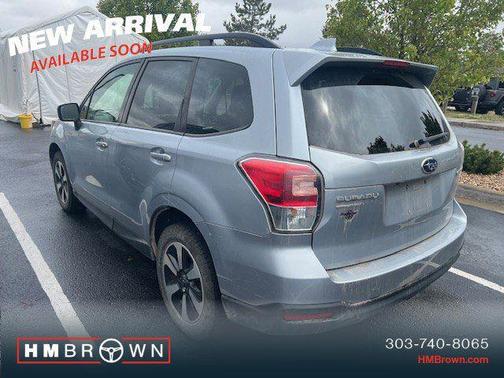 Ice Silver Metallic 2017 Subaru Forester 2.5i Premium