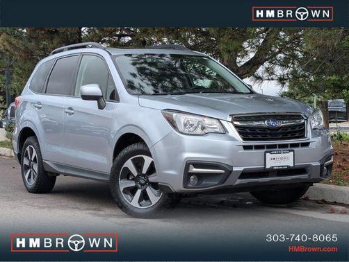 Ice Silver Metallic 2017 Subaru Forester 2.5i Premium