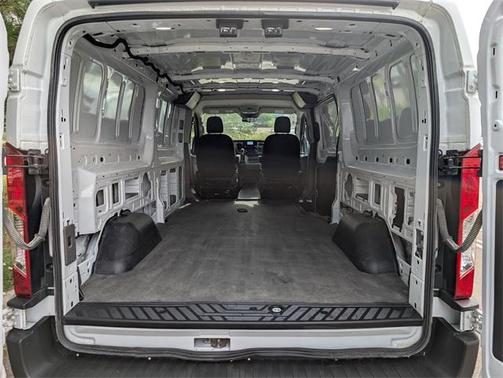 2022 Ford Transit-250 Base