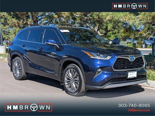 2021 Toyota Highlander Hybrid Platinum