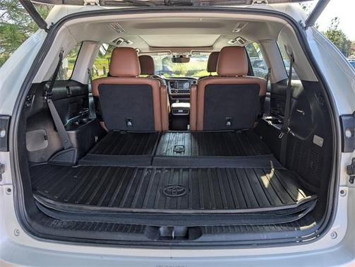 2017 Toyota Highlander Hybrid Platinum