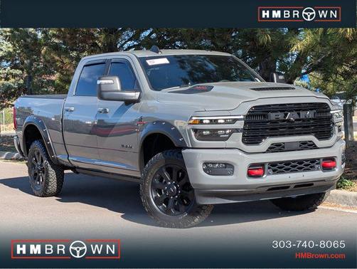 Ceramic Gray Clearcoat 2026 RAM 3500 Laramie Crew Cab 4x4 6'4' Box