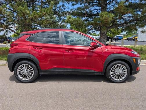 2021 Hyundai KONA SEL Plus