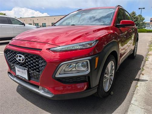 2021 Hyundai KONA SEL Plus