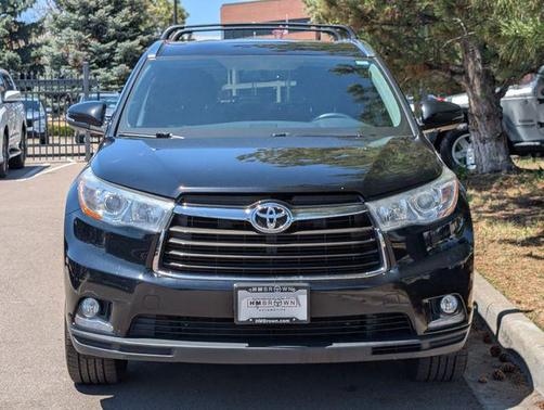 Midnight Black Metallic 2016 Toyota Highlander Limited
