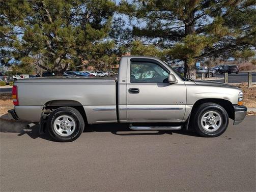 2002 Chevrolet Silverado 1500 Base