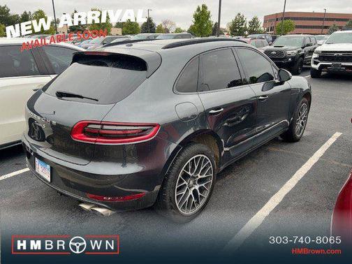 Black 2018 Porsche Macan Macan