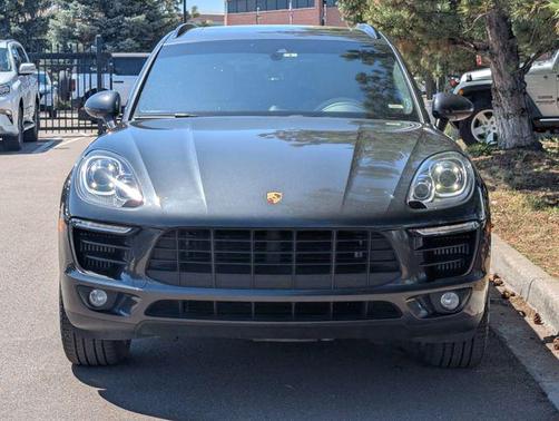 Black 2018 Porsche Macan Macan
