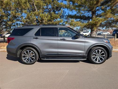 2023 Ford Explorer ST-Line